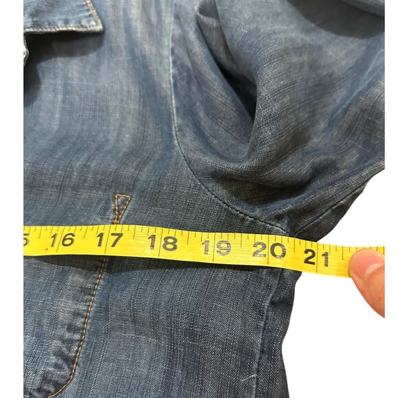 Bella Dahl Chambray Hi Lo Long Sleeve Button Up Top Shirt, size M - Picture 4 of 7